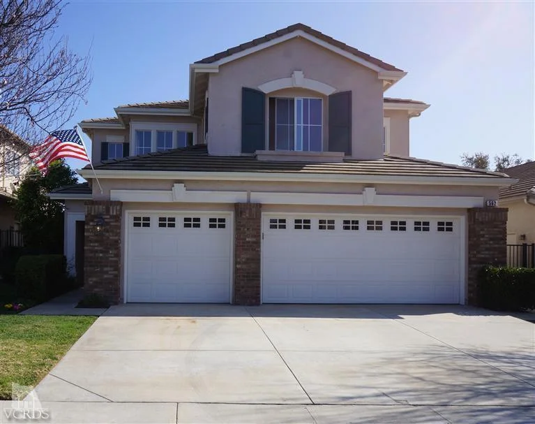 562 Camino Agua Dulce, Newbury Park, CA 91320