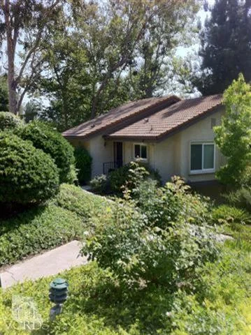 62 Rosehedge, Oak Park, CA 91377