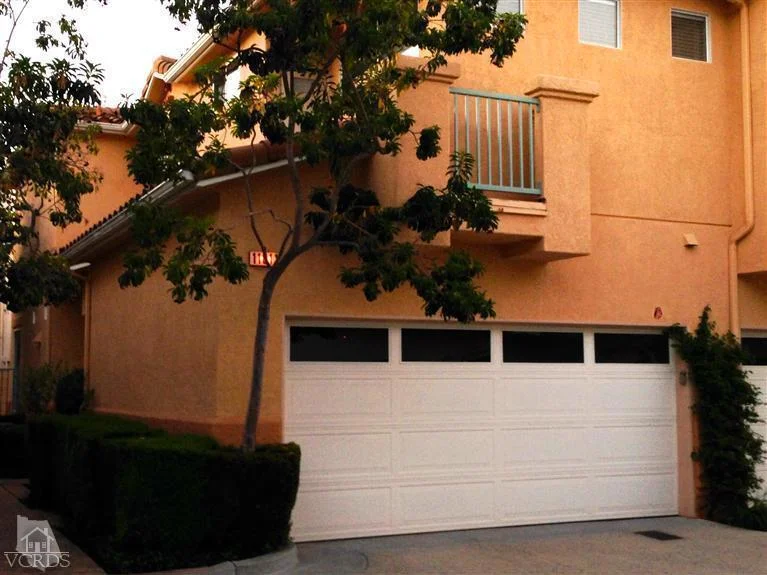 11811 San Tropez #111, Moorpark, CA 93021