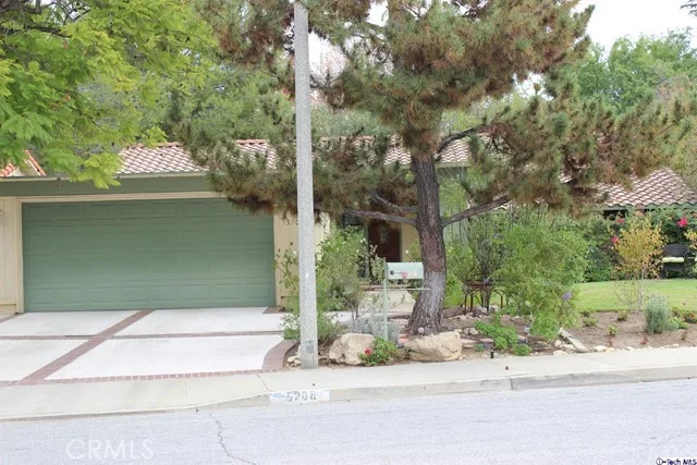 5208 Diamond Point, La Canada Flintridge, CA 91011