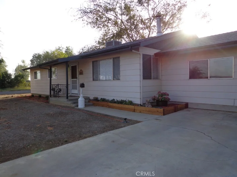 255 Sonoma, Willows, CA 95988