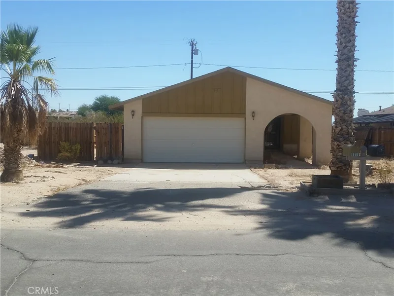 6181 Cahuilla, 29 Palms, CA 92277