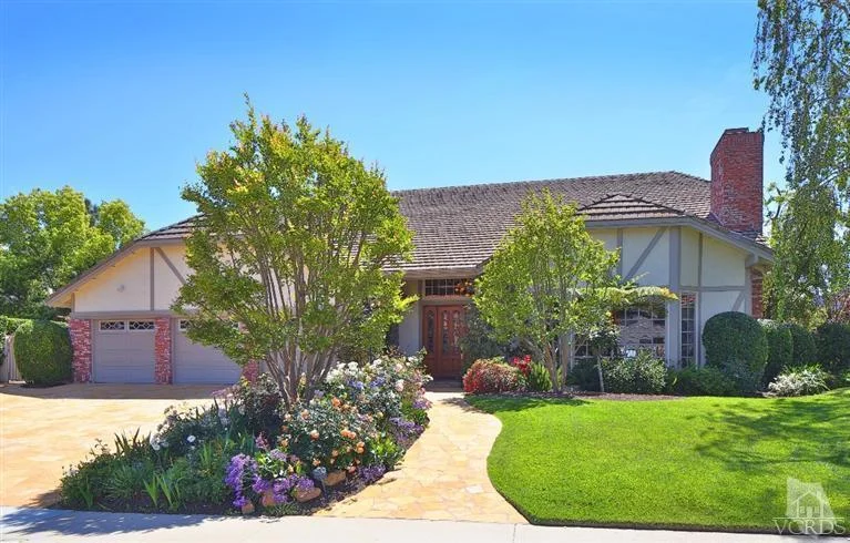 29356 Laro Drive, Agoura Hills, CA 91301