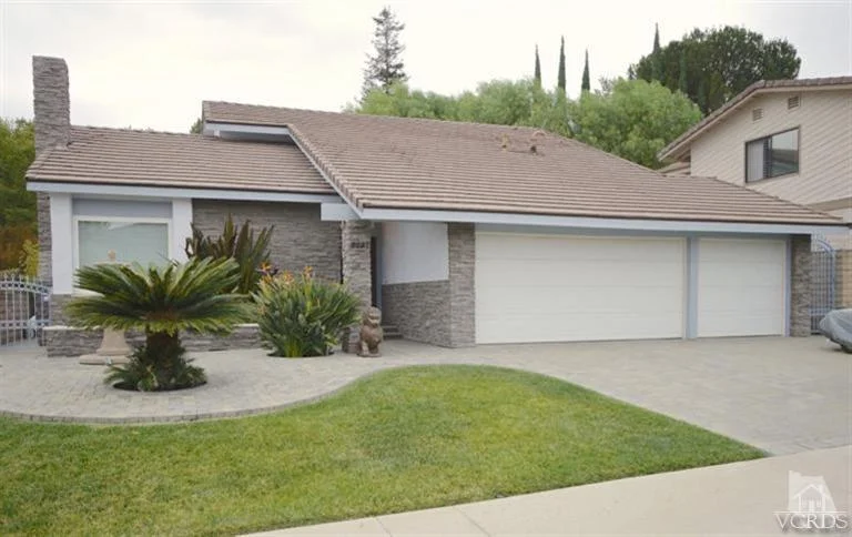 5551 Jon Dodson, Agoura Hills, CA 91301