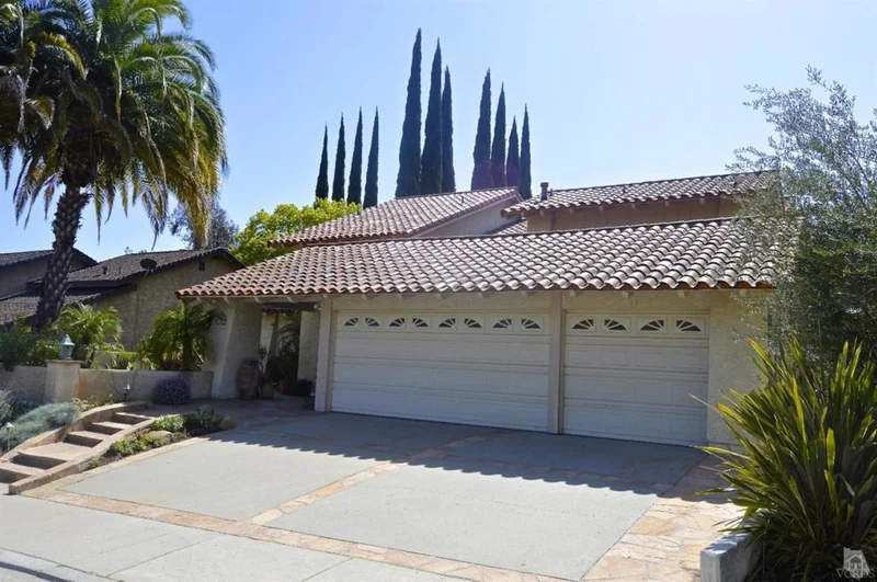 857 Rim Crest, Westlake Village, CA 91361