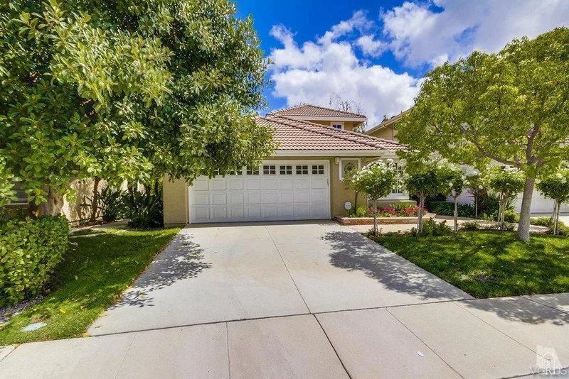 274 Saint Croix, Oak Park, CA 91377