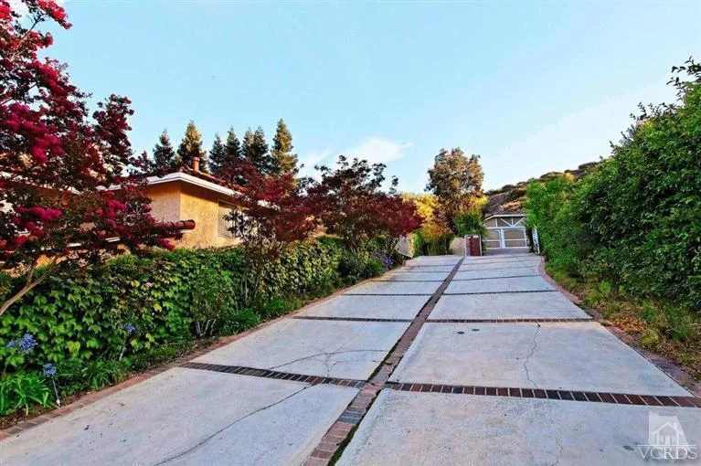 29712 Kimberly, Agoura Hills, CA 91301