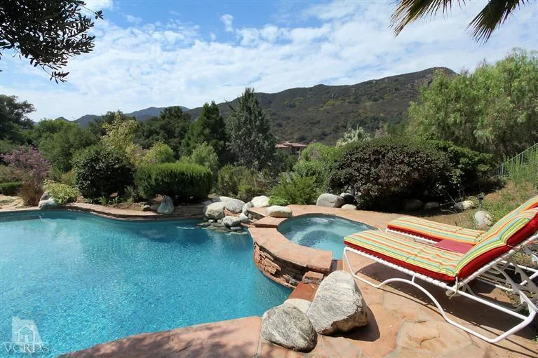 29895 Triunfo, Agoura Hills, CA 91301