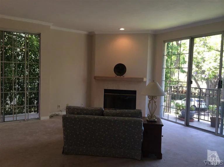 458 N Oakhurst #201, Beverly Hills, CA 90210