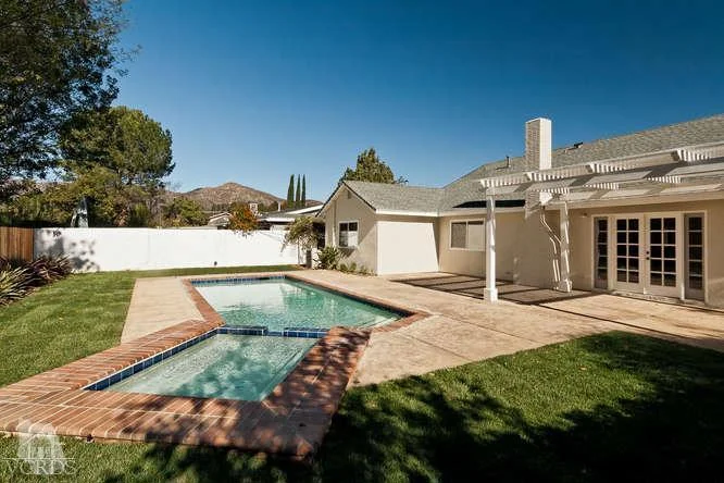 187 Kanan, Oak Park, CA 91377