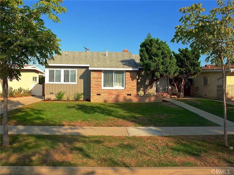 2302 Josie, Long Beach, CA 90815