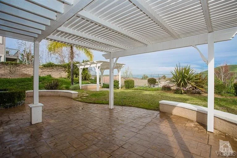 458 Canyon Crest, Simi Valley, CA 93065