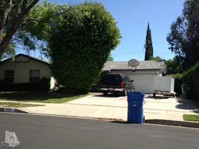 11224 Petit, Granada Hills, CA 91344