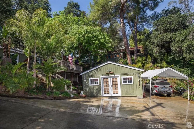 4320 Ensenada, Woodland Hills, CA 91364