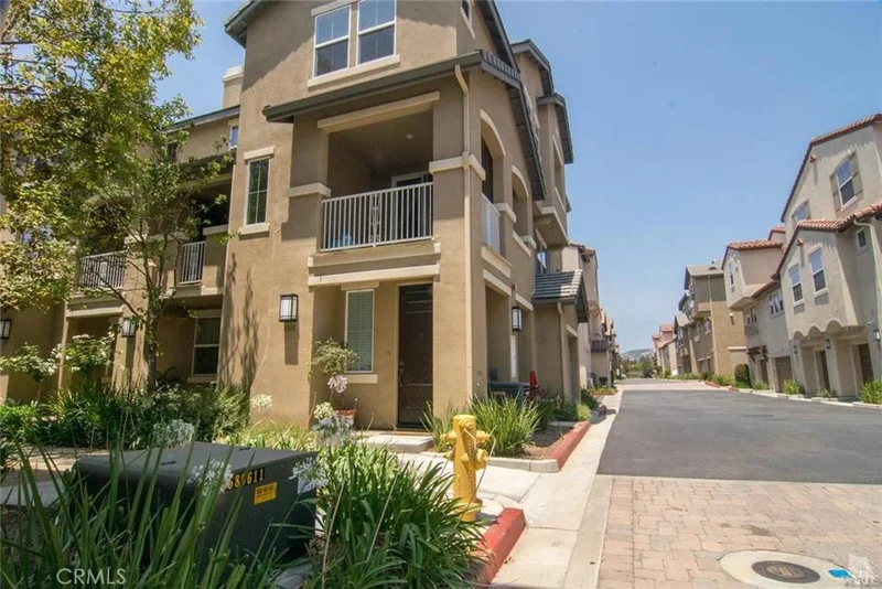 4528 Via Presidio, Camarillo, CA 93012