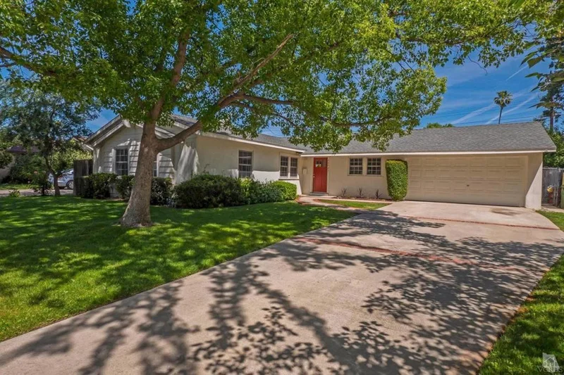 22923 Cantara, West Hills, CA 91304