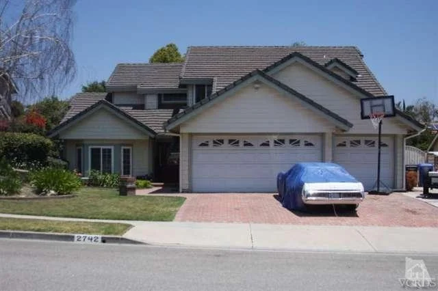 2742 Deerwood, Simi Valley, CA 93065