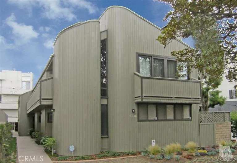 4336 Babcock #101, Studio City, CA 91604
