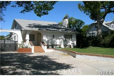 4611 Alta Canyada, La Canada Flintridge, CA 91011
