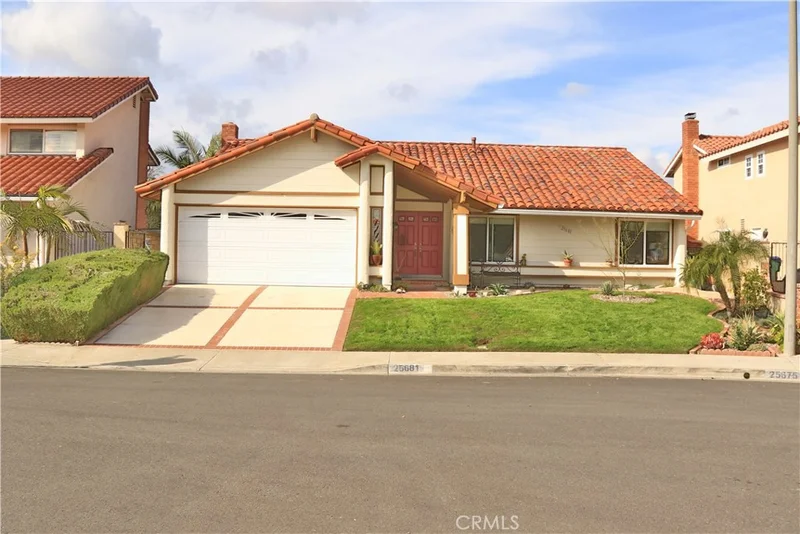 25681 Morales, Mission Viejo, CA 92691