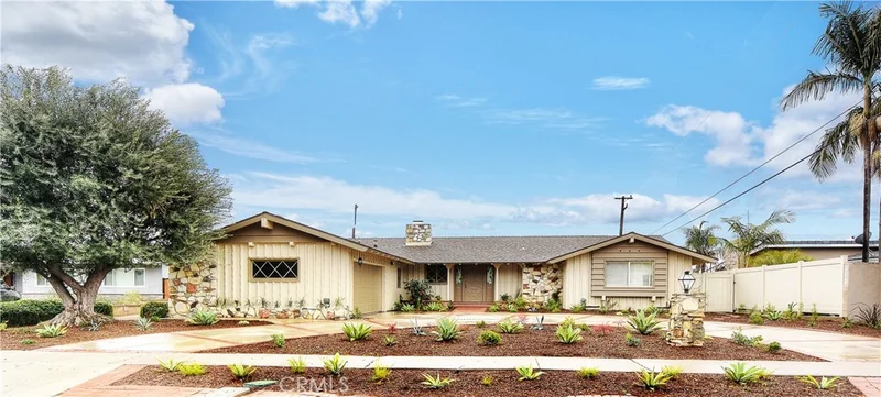 1018 Melody, Fullerton, CA 92831