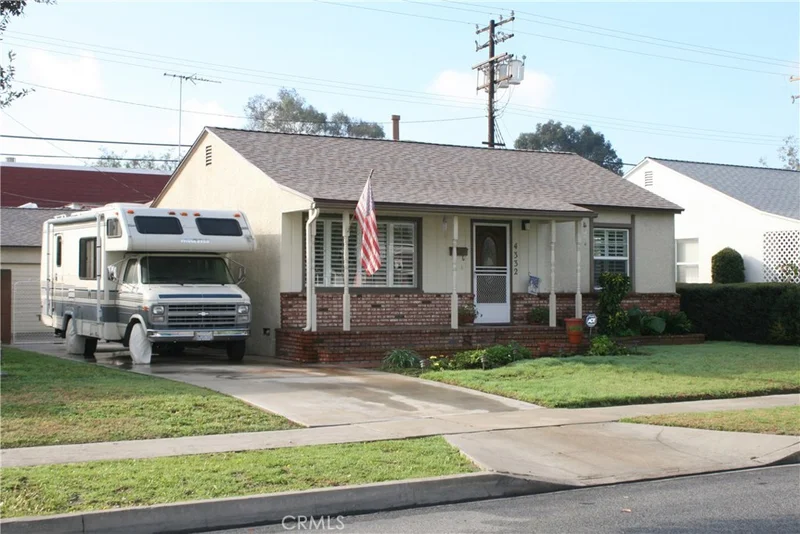 4332 Camerino, Lakewood, CA 90712