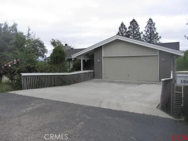 1040 Vista Grande, Paso Robles, CA 93446