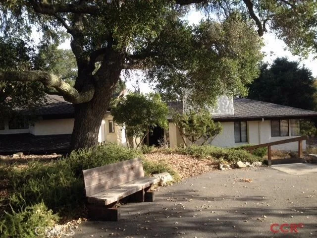 2600 Ardilla, Atascadero, CA 93422
