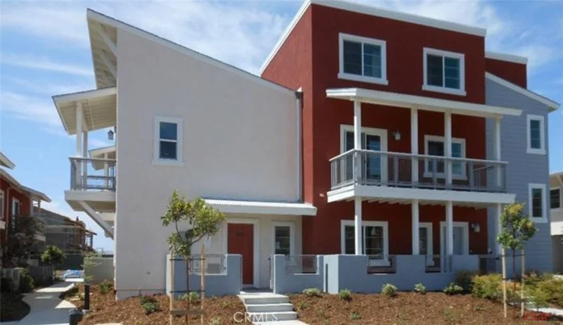 860 Lawrence, San Luis Obispo, CA 93401
