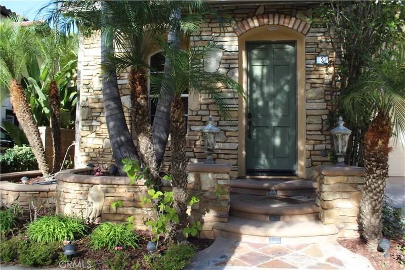3 Goshen, Irvine, CA 92602