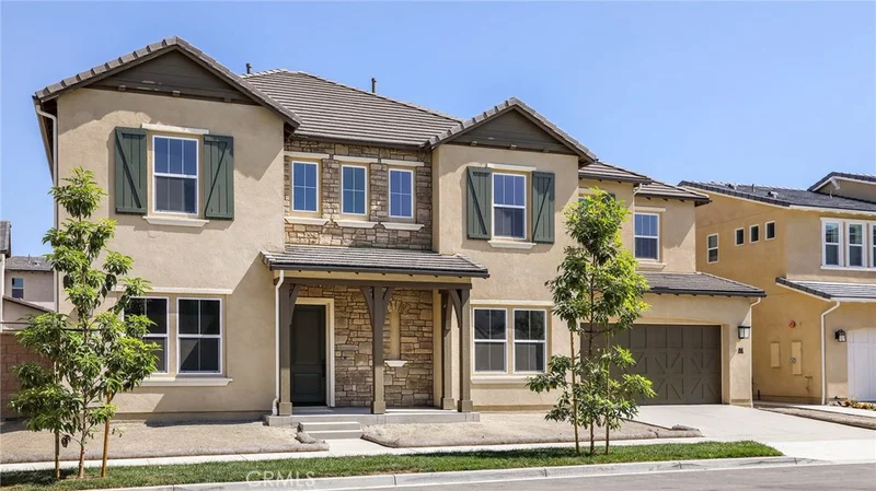 86 Holmes, Tustin, CA 92782