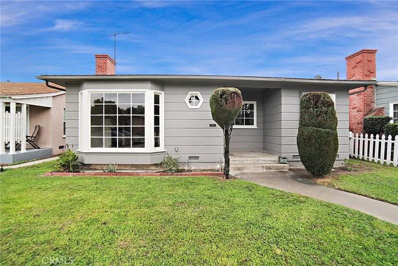 6132 Lemon, Long Beach, CA 90805