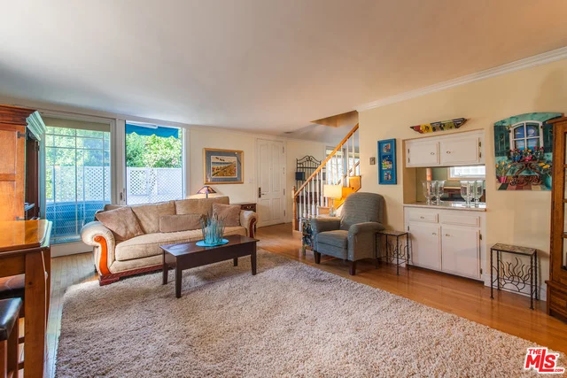 11836 Mayfield #1, Los Angeles, CA 90049