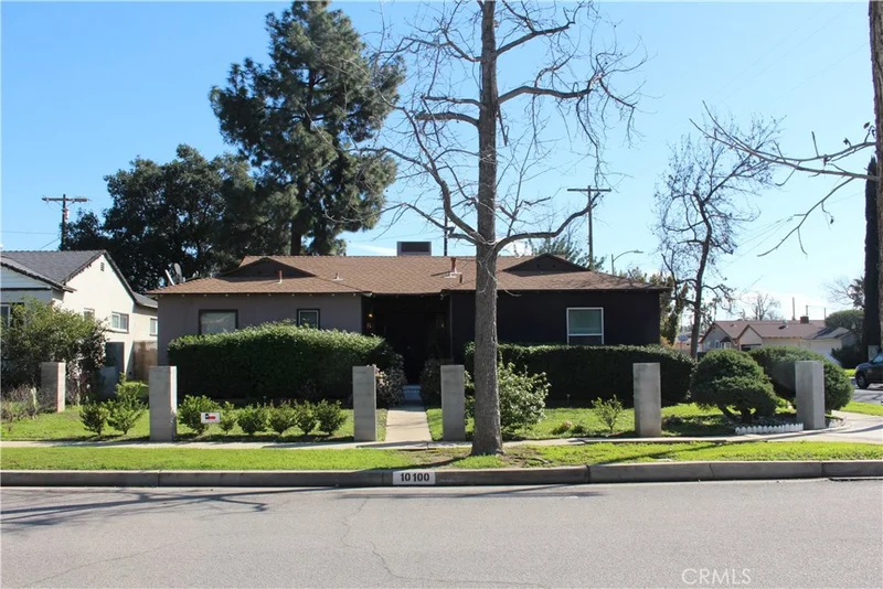 10100 Noble, San Fernando, CA 91345