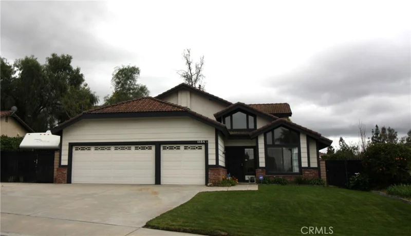 1134 Tolkien, Riverside, CA 92506