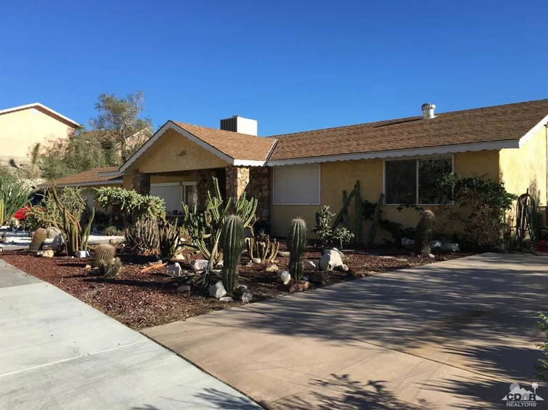 12292 Spruce, Desert Hot Springs, CA 92240