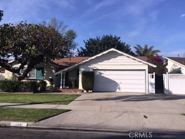 11581 Glen Cove, Garden Grove, CA 92843