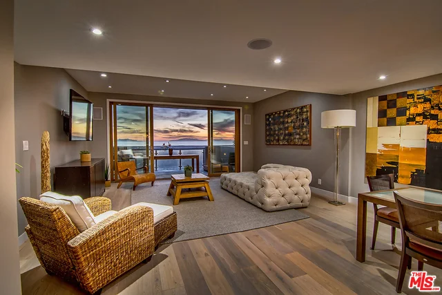 413 Ocean, Oxnard, CA 93035