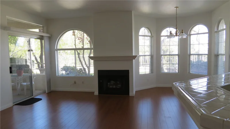 25957 Stafford Canyon #D, Stevenson Ranch, CA 91381