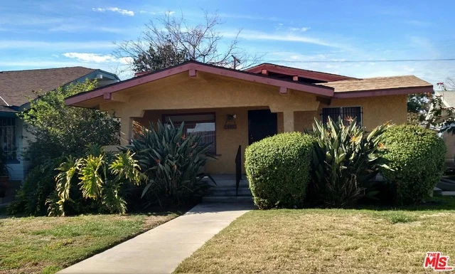 4209 Harvard, Los Angeles, CA 90062