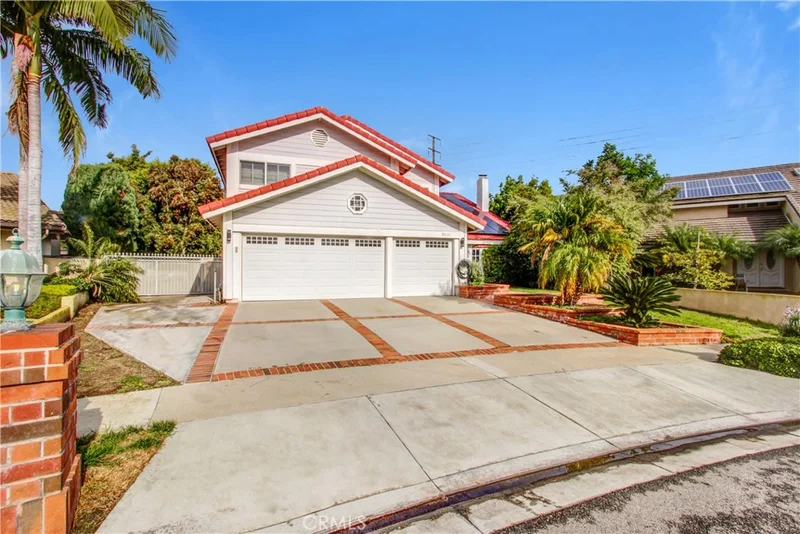8599 Phoenix, Fountain Valley, CA 92708
