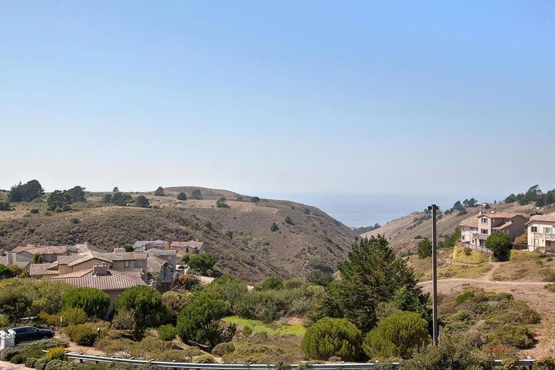 115 Panorama Court, Pacifica, CA 94044