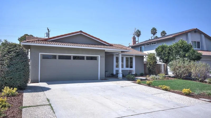 5573 Dunsburry, San Jose, CA 95123