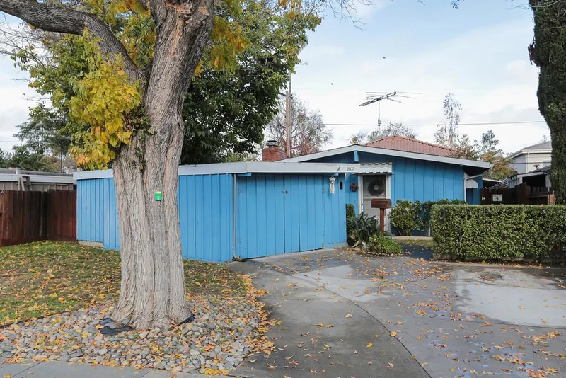 18631 Barnhart Avenue, Cupertino, CA 95014