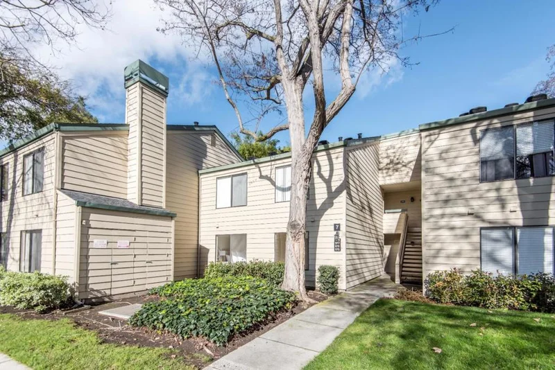 905 W Middlefield 975, Mountain View, CA 94043