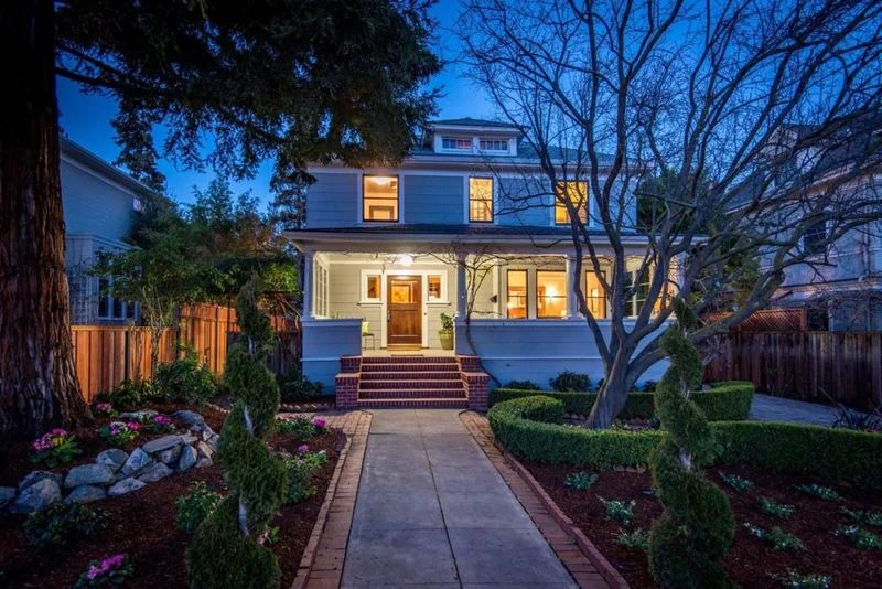 115 Waverley, Palo Alto, CA 94301