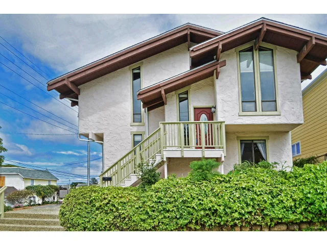 301 Cypress, Pacific Grove, CA 93950