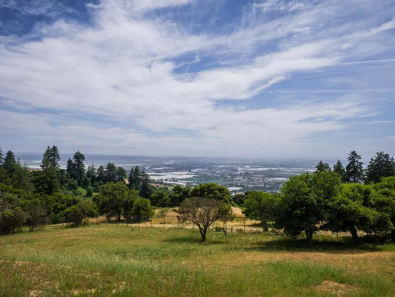 1000 Hecker Pass Road, Watsonville, CA 95076