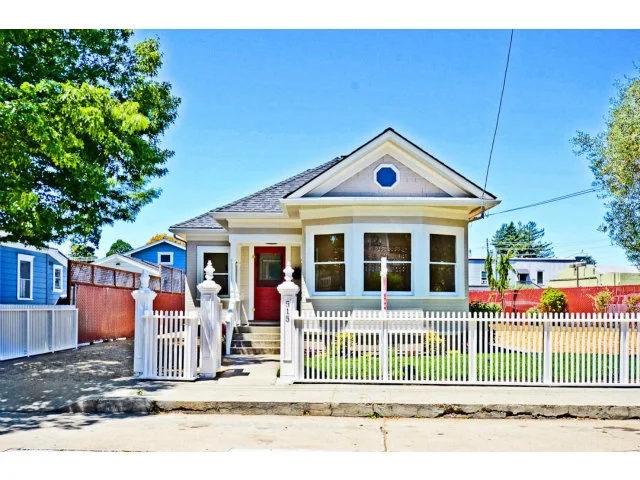 515 Caledonia, Santa Cruz, CA 95062
