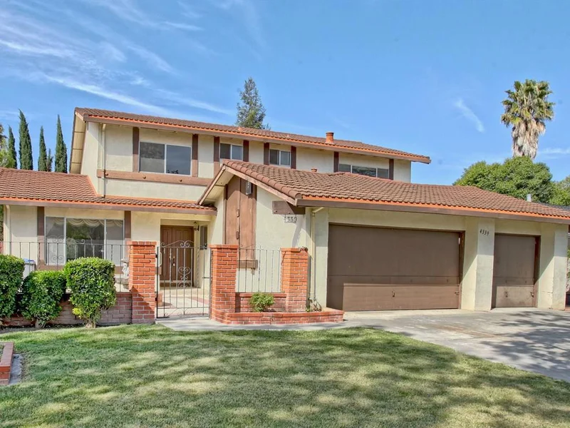 4339 Vistapark, San Jose, CA 95136